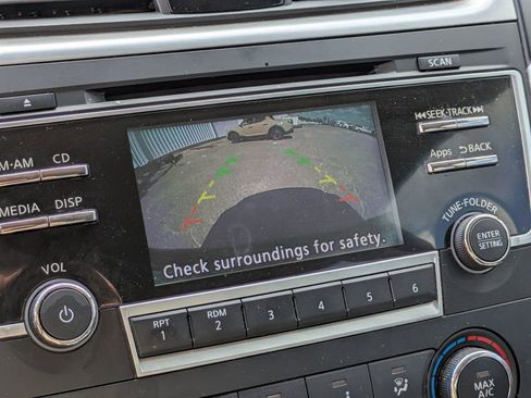 Used 2016 Nissan Altima 2.5 SR w/ LED Appearance Package image 22