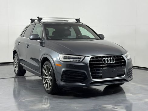 Used 2018 Audi Q3 2.0T Premium Plus w/ Premium Plus Package FWD image 3