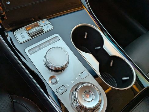 New 2026 Genesis GV70 2.5T image 24