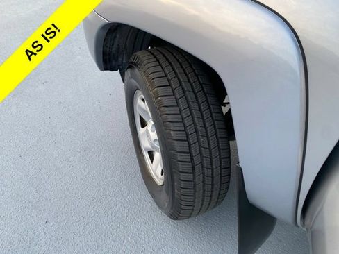 Used 2014 Toyota Tacoma PreRunner w/ SR5 Package RWD image 21