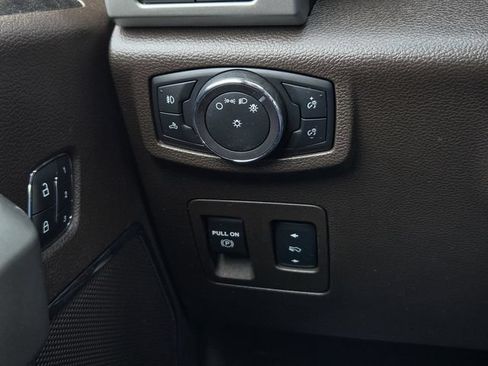 Used 2018 Ford F150 King Ranch w/ Trailer Tow Package AWD/4WD image 25