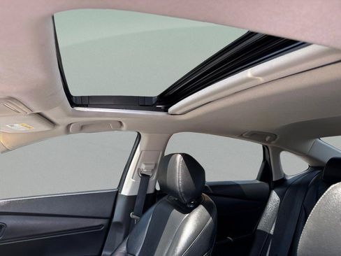 Used 2024 Honda Accord EX image 18