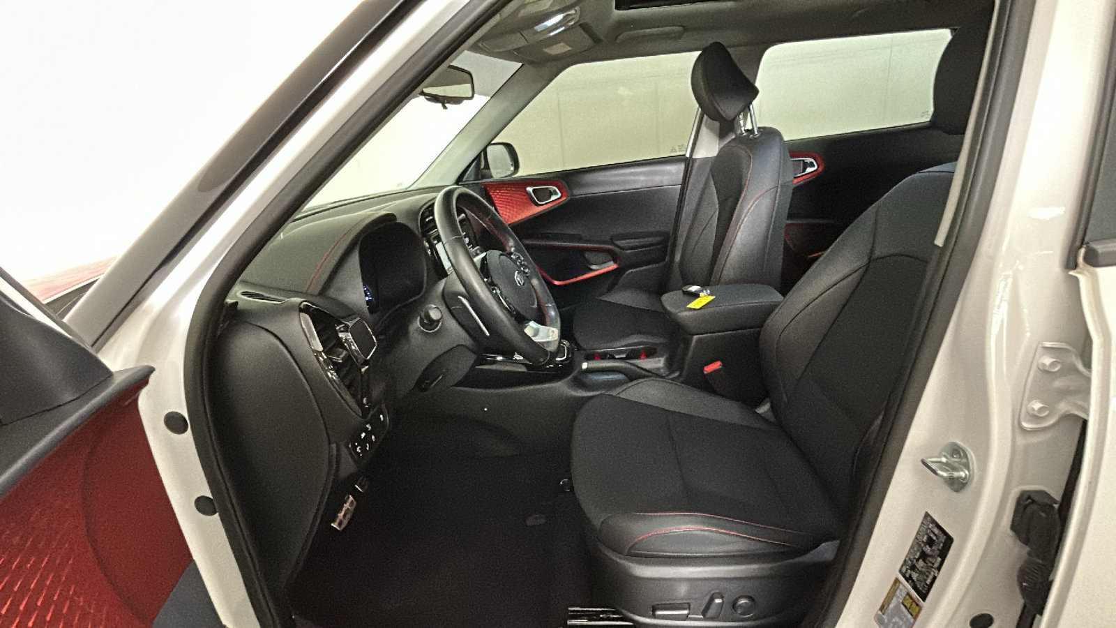 Used 2020 Kia Soul GT-Line Turbo FWD image 14