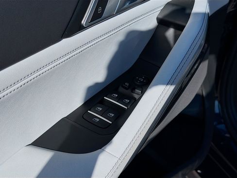 Used 2026 BMW X6 xDrive40i image 24