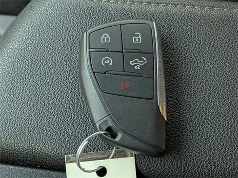 Used 2024 GMC Sierra 1500 Elevation image 31