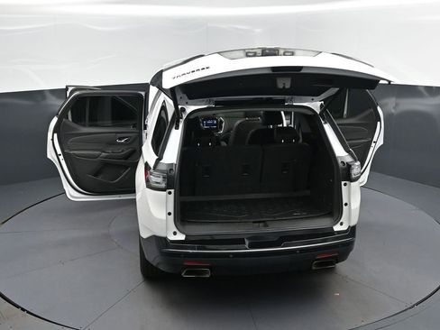 Used 2021 Chevrolet Traverse Premier w/ Redline Edition FWD image 44