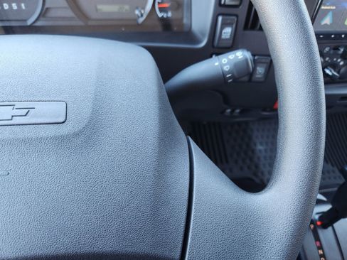 New 2025 Chevrolet Low Cab Forward image 30