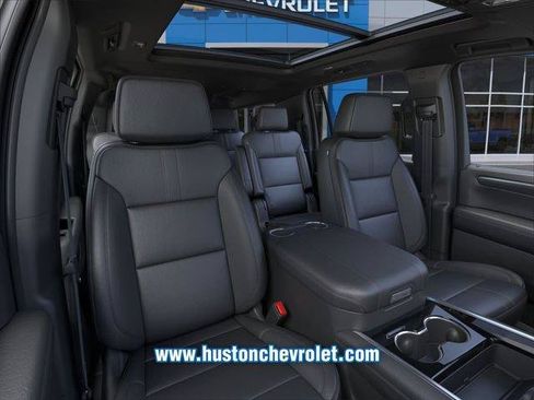 New 2026 Chevrolet Suburban RST w/ Comfort Package AWD/4WD image 16