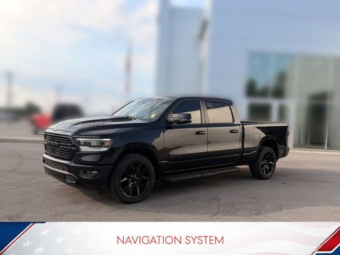 Used 2023 RAM 1500 Laramie AWD/4WD image 2