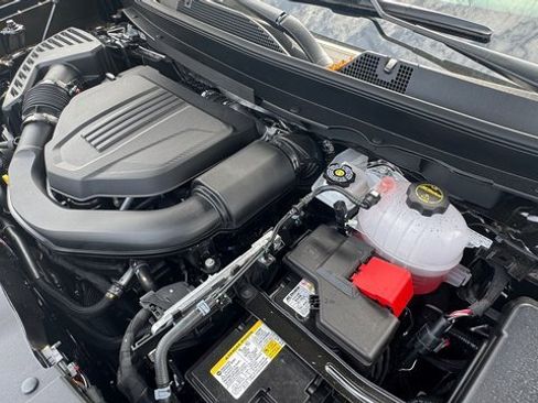 New 2025 GMC Acadia Elevation w/ LPO, All-Weather Package image 29