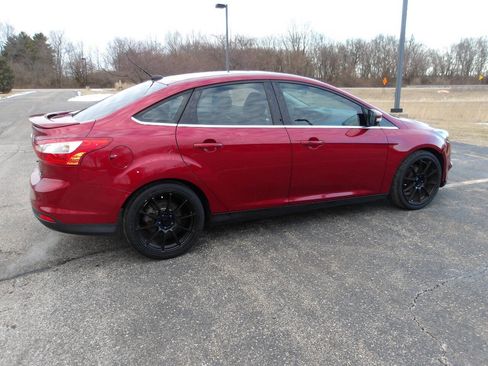 Used 2014 Ford Focus Titanium image 12