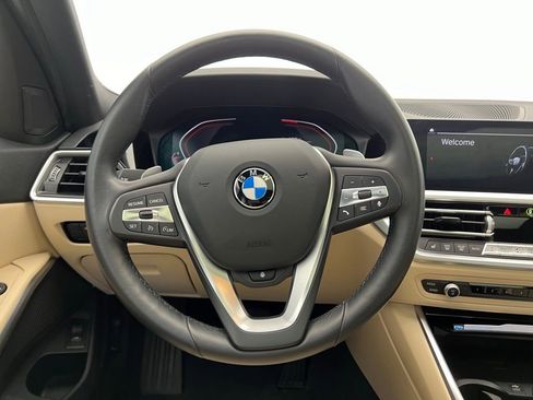 Used 2019 BMW 330i xDrive Sedan w/ Convenience Package image 17