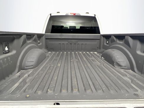 Used 2022 Ford F250 XL w/ Power Equipment Group image 31