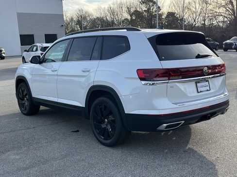 New 2026 Volkswagen Atlas SE FWD image 5
