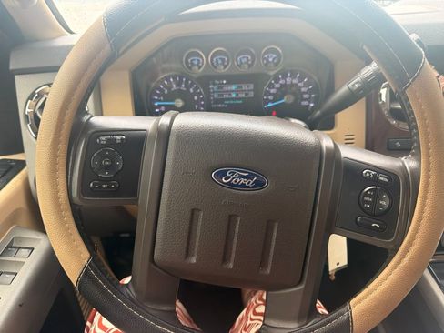 Used 2016 Ford F250 Lariat w/ Lariat Ultimate Package AWD/4WD image 11