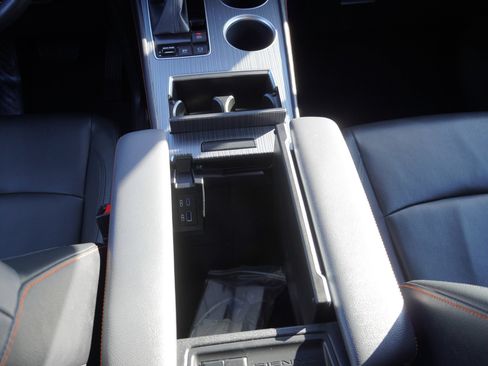 Certified 2022 Toyota Sienna XSE image 38