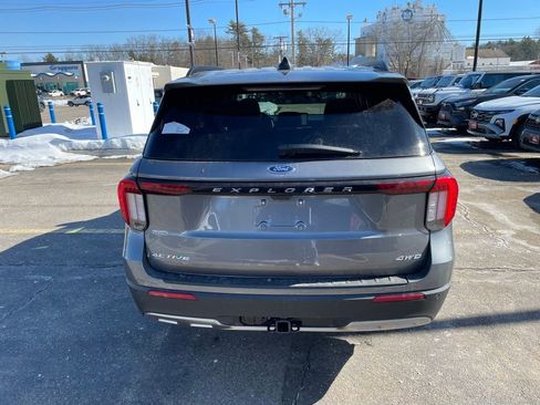 New 2026 Ford Explorer Active w/ Active Comfort Package image 5