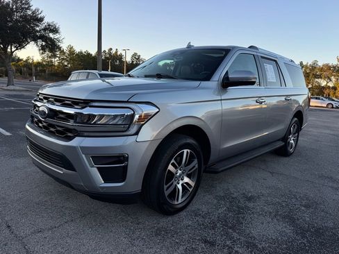 Used 2024 Ford Expedition Max Limited image 3