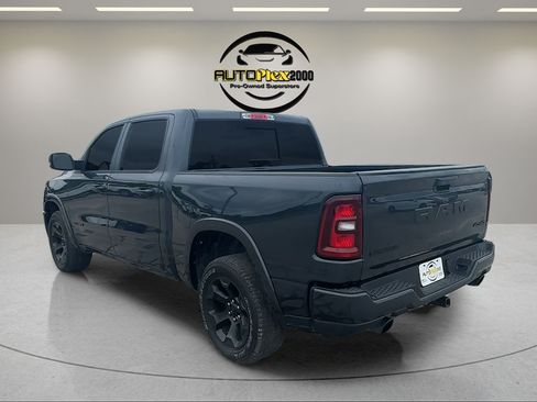 Used 2025 RAM 1500 Big Horn AWD/4WD image 5