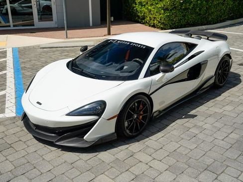 Used 2019 McLaren 600LT RWD image 9