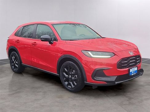 Certified 2024 Honda HR-V Sport image 3