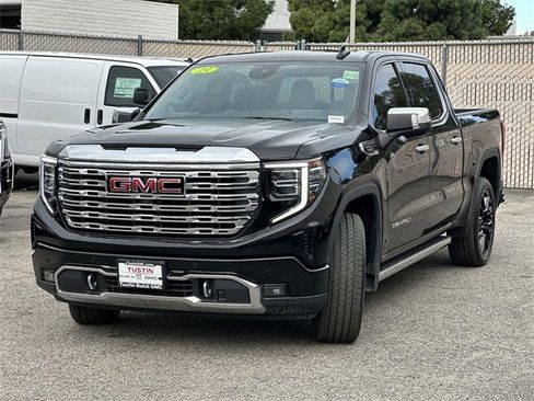 Used 2023 GMC Sierra 1500 Denali w/ Denali Reserve Package image 8