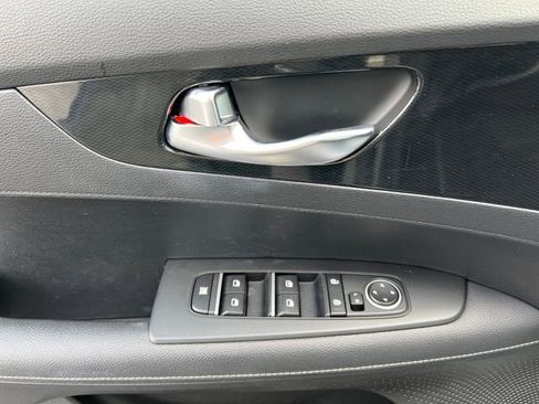 Used 2023 Kia Forte GT-Line FWD image 18