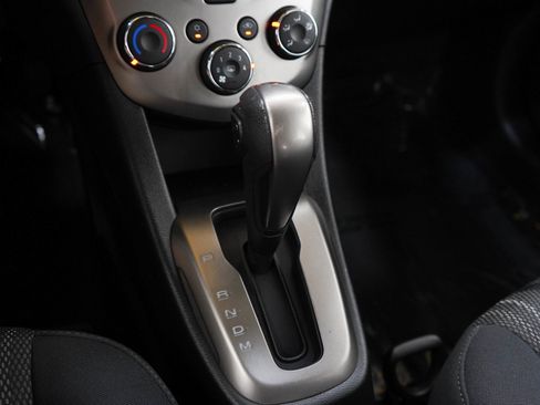 Used 2016 Chevrolet Sonic LT w/ Fun and Sun Package FWD image 22