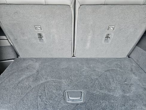 New 2026 Cadillac Vistiq Sport image 27