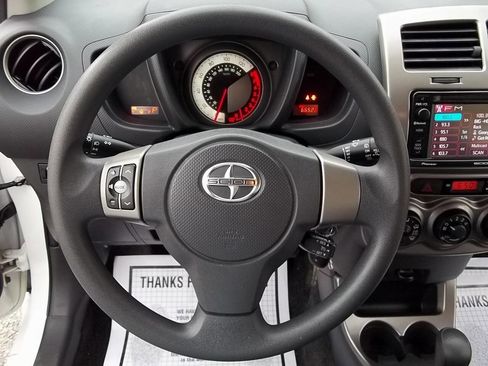 Used 2013 Scion xD FWD image 16