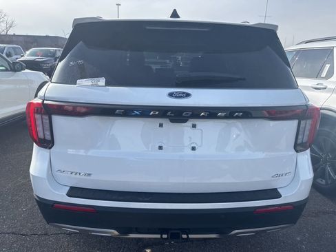 New 2026 Ford Explorer Active w/ Active Comfort Package image 10