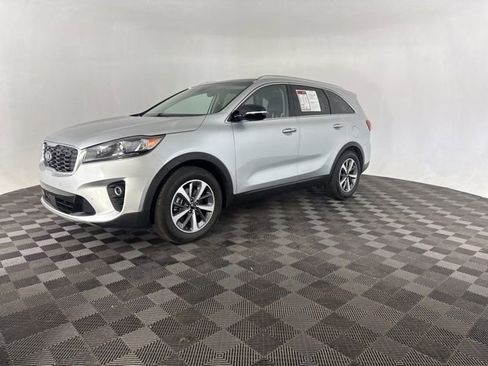 Used 2019 Kia Sorento EX w/ EX Touring Package image 5