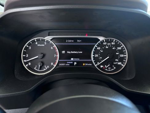 Used 2022 Nissan Rogue SV image 21