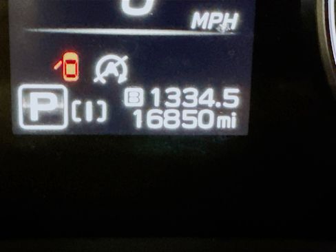 Used 2024 Subaru Impreza 2.0i Sport image 19