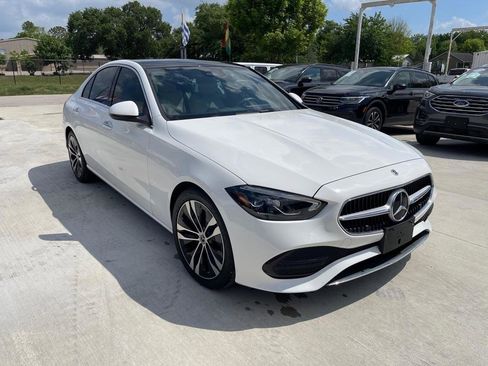 Used 2022 Mercedes-Benz C 300 Sedan image 3