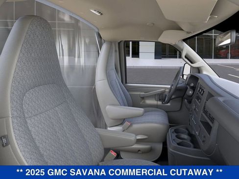 New 2025 GMC Savana 4500 w/ Power Convenience Package image 18