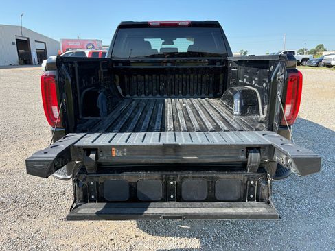 Used 2025 GMC Sierra 1500 SLT RWD image 24