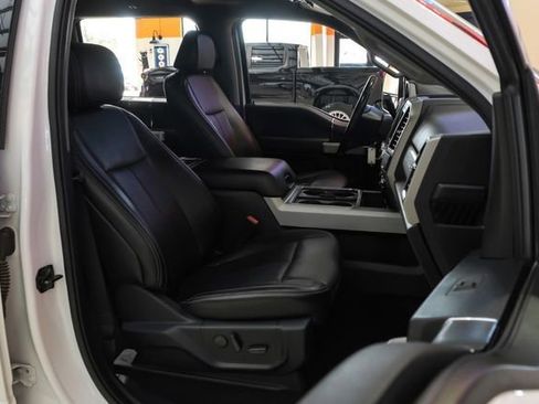 Used 2021 Ford F250 Lariat w/ Lariat Value Package AWD/4WD image 28