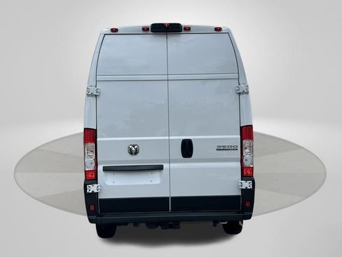 New 2024 RAM ProMaster 3500 w/ Convenience Group FWD image 5