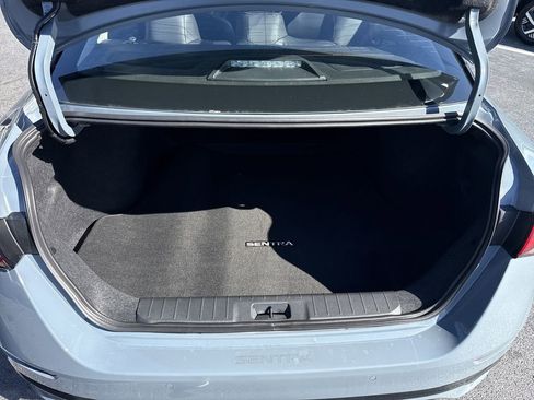 New 2025 Nissan Sentra SR w/ SR Premium Package FWD image 19