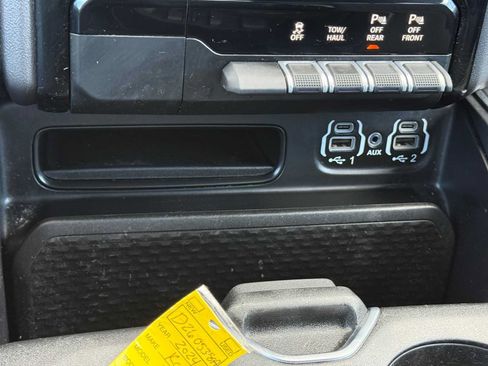 Used 2024 RAM 1500 Big Horn AWD/4WD image 28