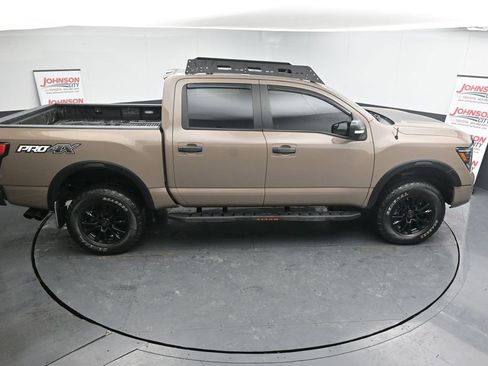 Used 2021 Nissan Titan PRO-4X w/ Pro-4x Convenience Package image 34