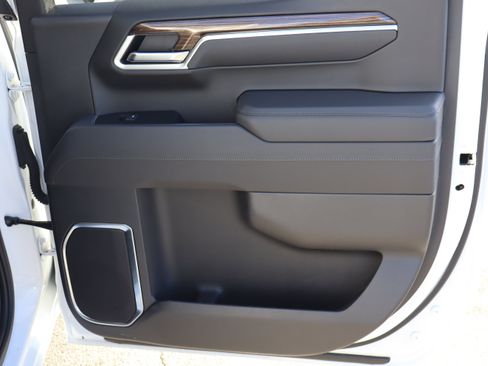 Certified 2025 Chevrolet Silverado 1500 LT image 32