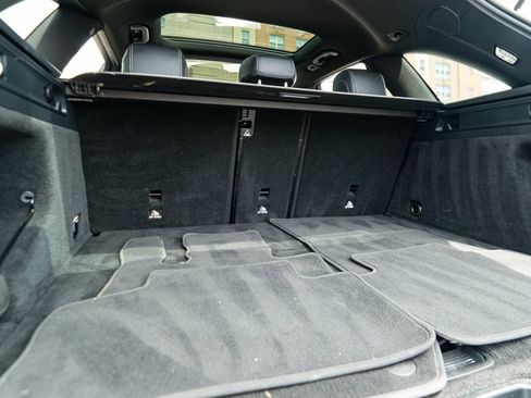 Used 2019 Mercedes-Benz GLC 300 4MATIC w/ Premium Package image 22