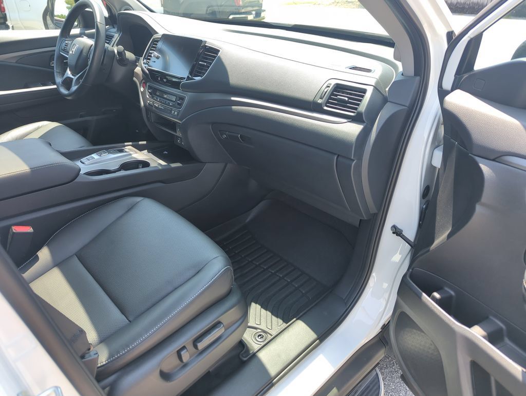 Used 2025 Honda Ridgeline RTL image 35