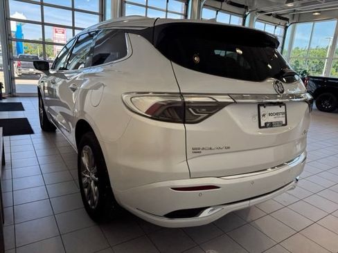 Used 2022 Buick Enclave Avenir w/ Avenir Technology Package AWD/4WD image 48