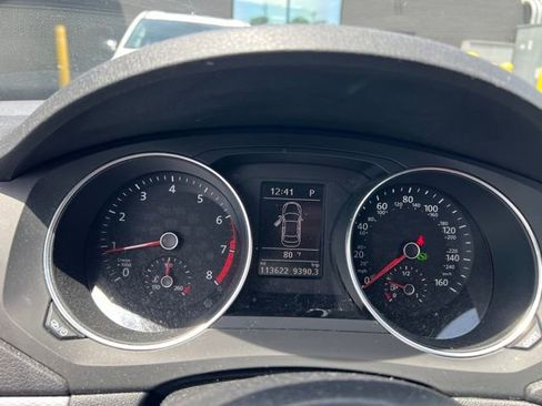 Used 2017 Volkswagen Jetta SE FWD image 9