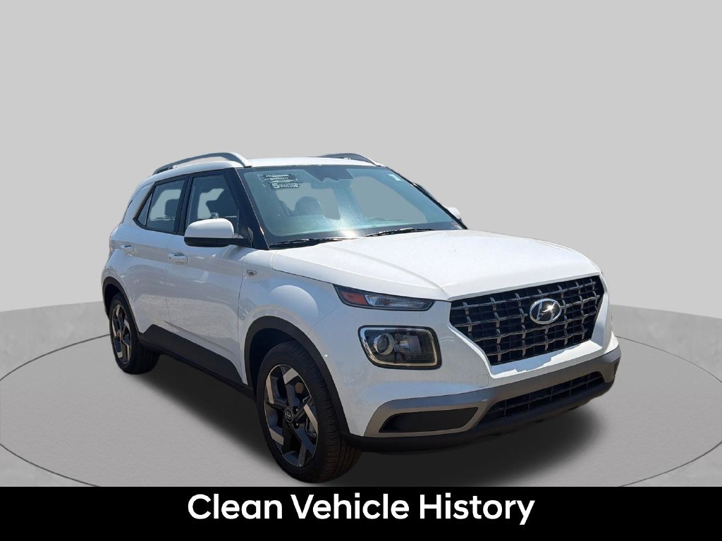 Used 2026 Hyundai Venue SEL FWD image 9