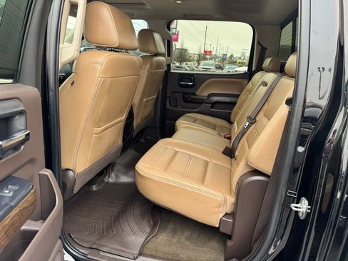 Used 2017 GMC Sierra 1500 Denali w/ Denali Ultimate Package image 11