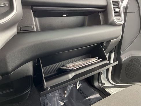 Used 2024 RAM 2500 Big Horn image 42